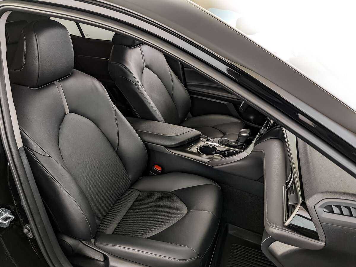 Купить Toyota Camry с пробегом. Фото: #19