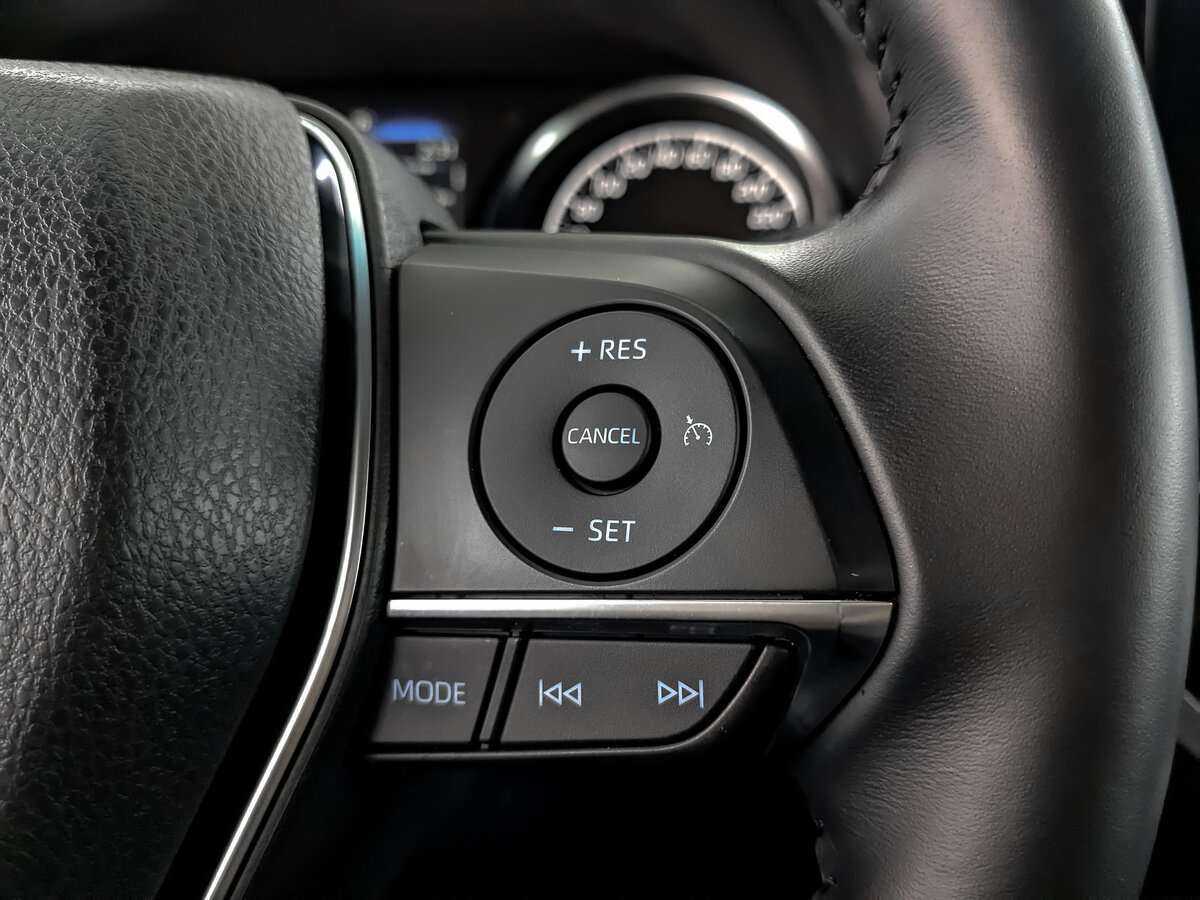 Купить Toyota Camry с пробегом. Фото: #24