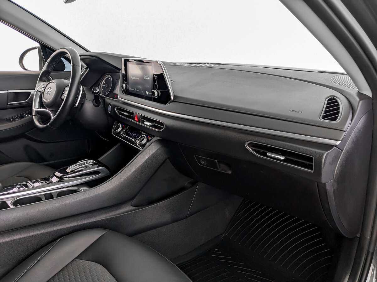 Купить Hyundai Sonata с пробегом. Фото: #8