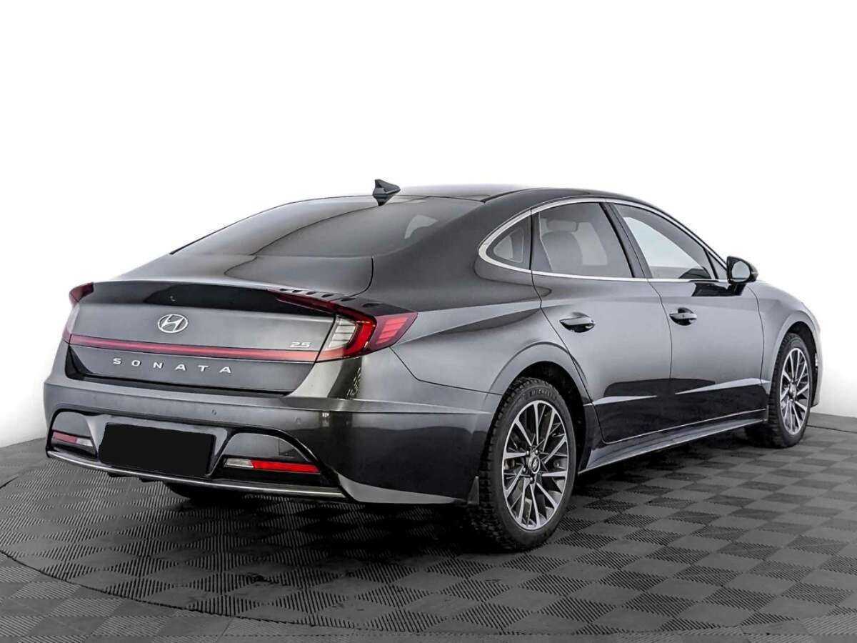 Купить Hyundai Sonata с пробегом. Фото: #4