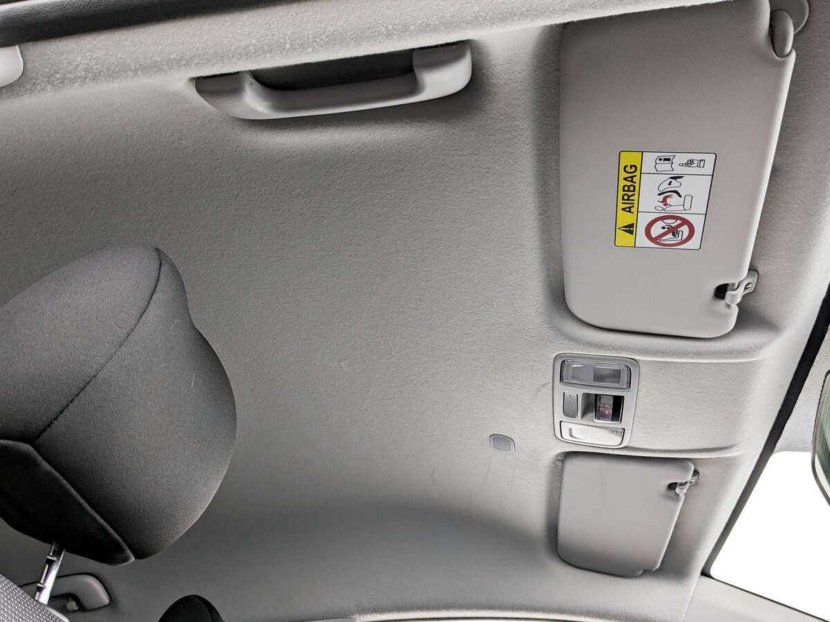 Купить Hyundai Solaris с пробегом. Фото: #16