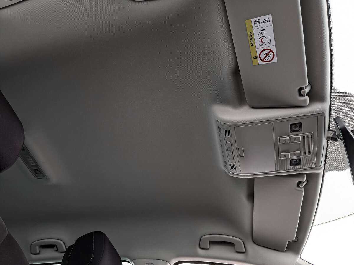 Купить Volkswagen Tiguan с пробегом. Фото: #18