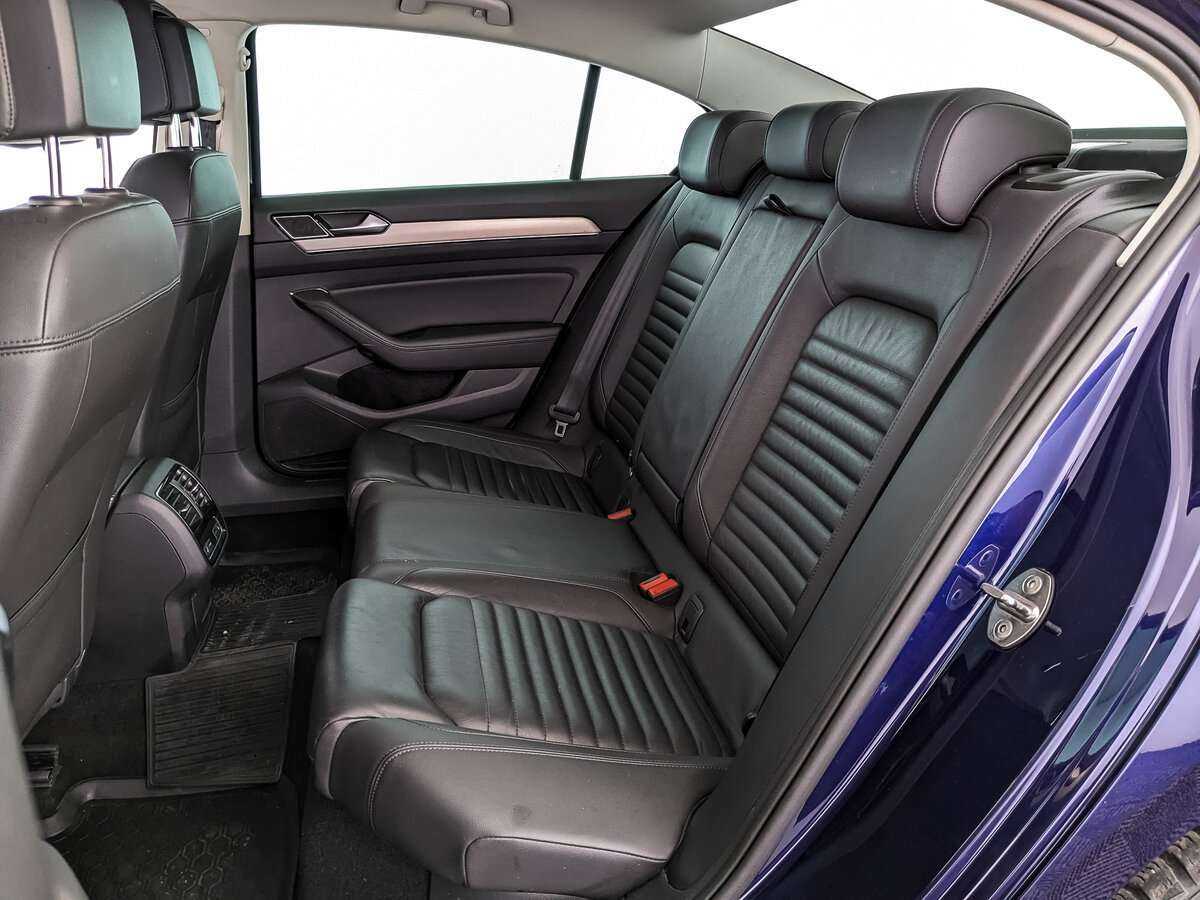 Купить Volkswagen Passat с пробегом. Фото: #13