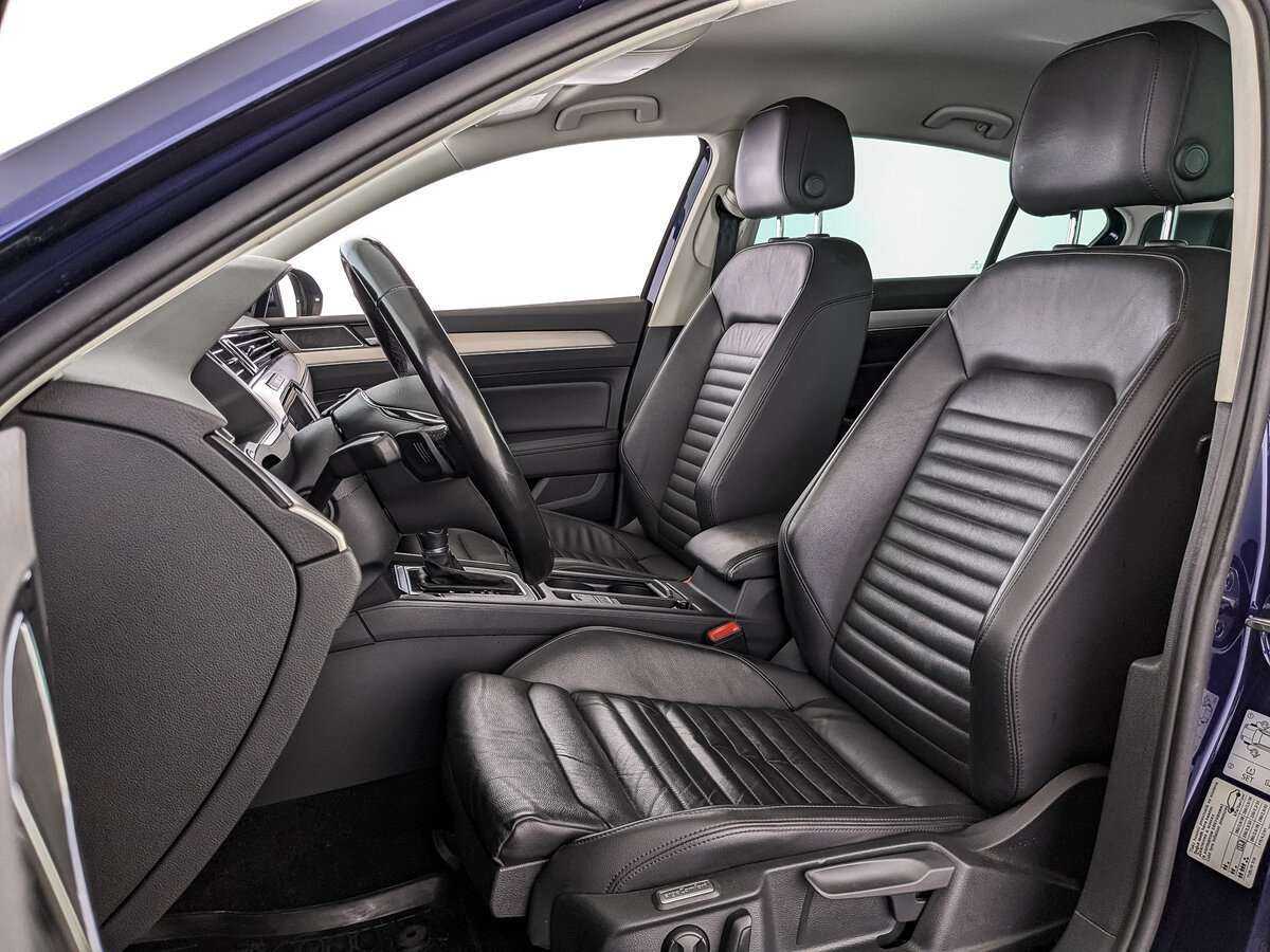Купить Volkswagen Passat с пробегом. Фото: #15