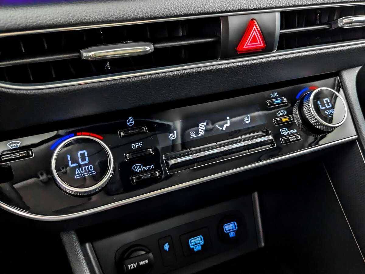 Купить Hyundai Sonata с пробегом. Фото: #20