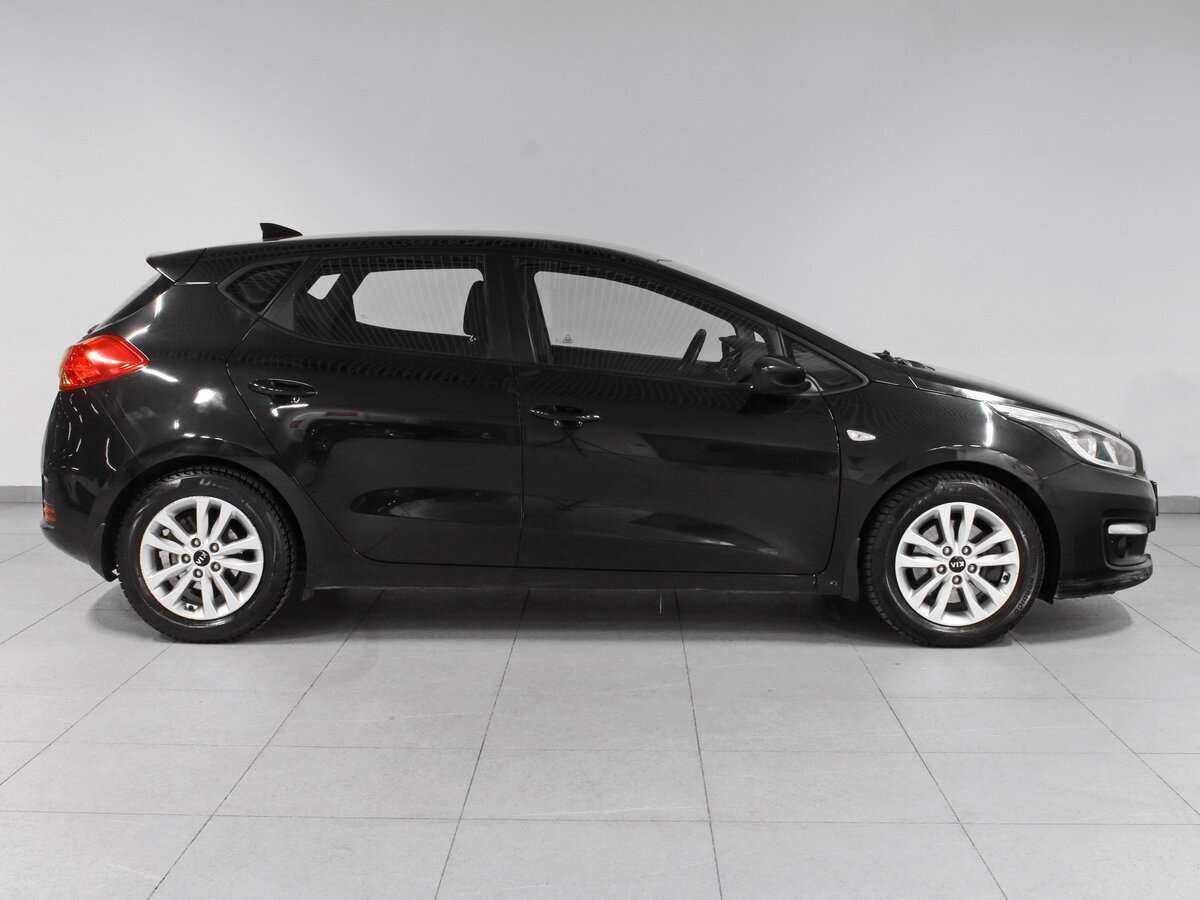 Купить Kia Ceed с пробегом. Фото: #3