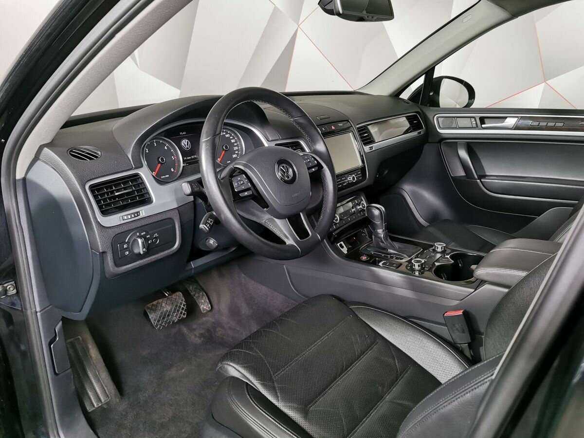 Купить Volkswagen Touareg с пробегом. Фото: #13