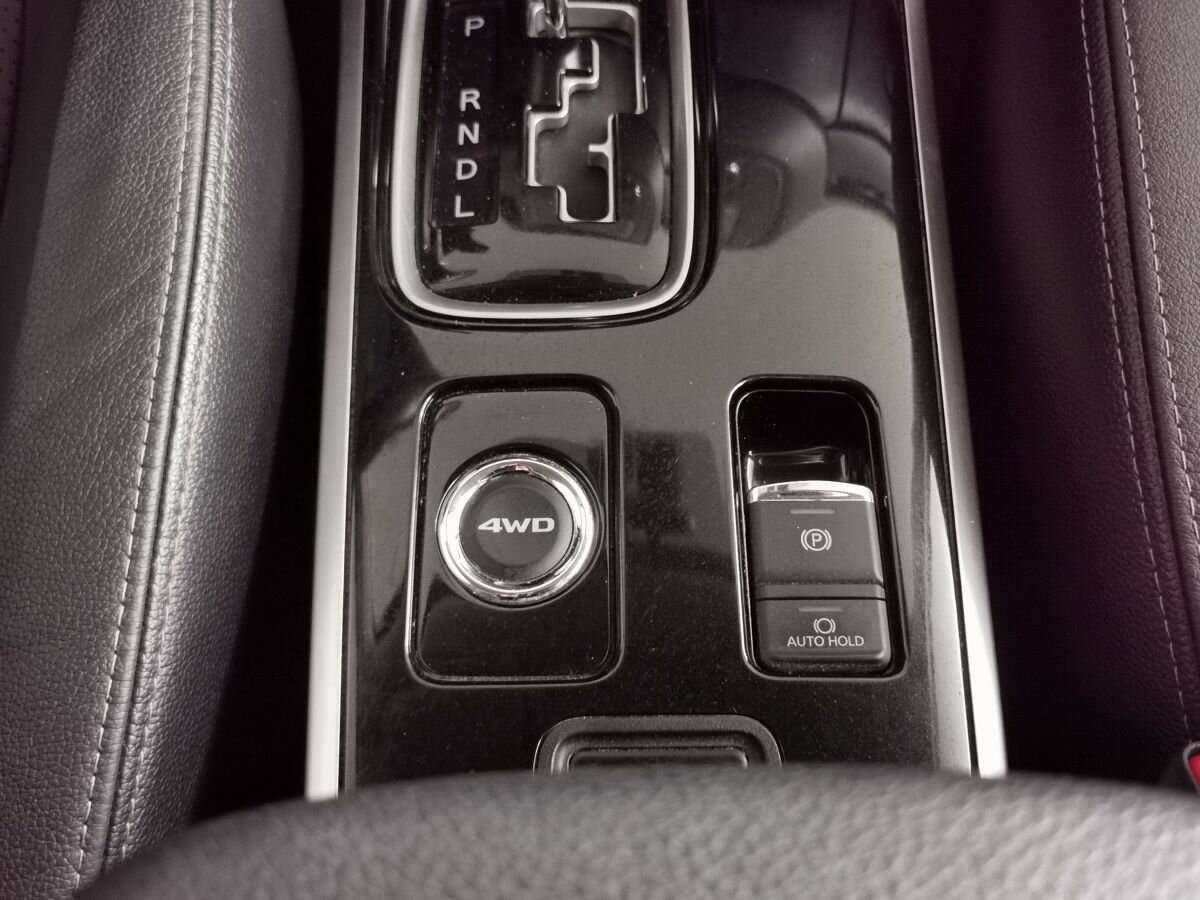 Купить Mitsubishi Outlander с пробегом. Фото: #15