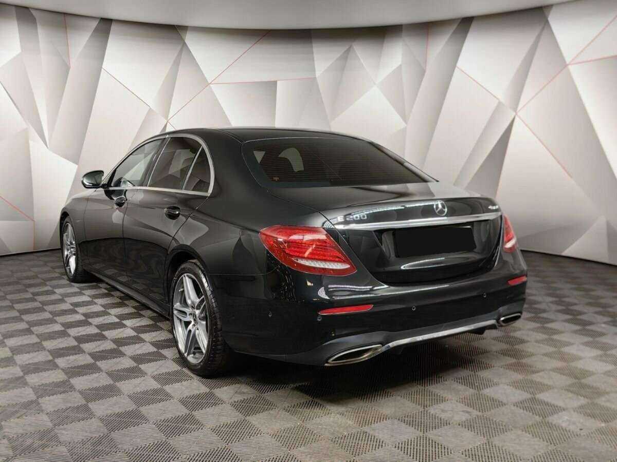 Купить Mercedes-Benz E-Класс с пробегом. Фото: #3