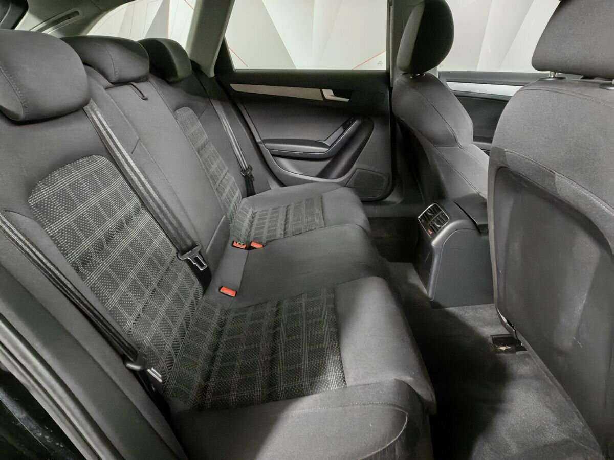 Купить Audi A4 с пробегом. Фото: #11