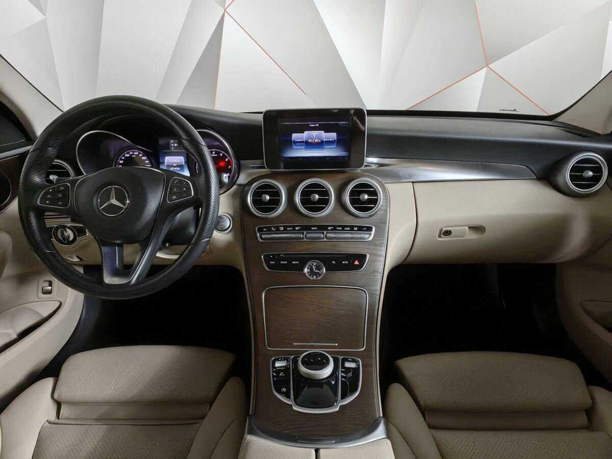 Купить Mercedes-Benz C-Класс с пробегом. Фото: #9