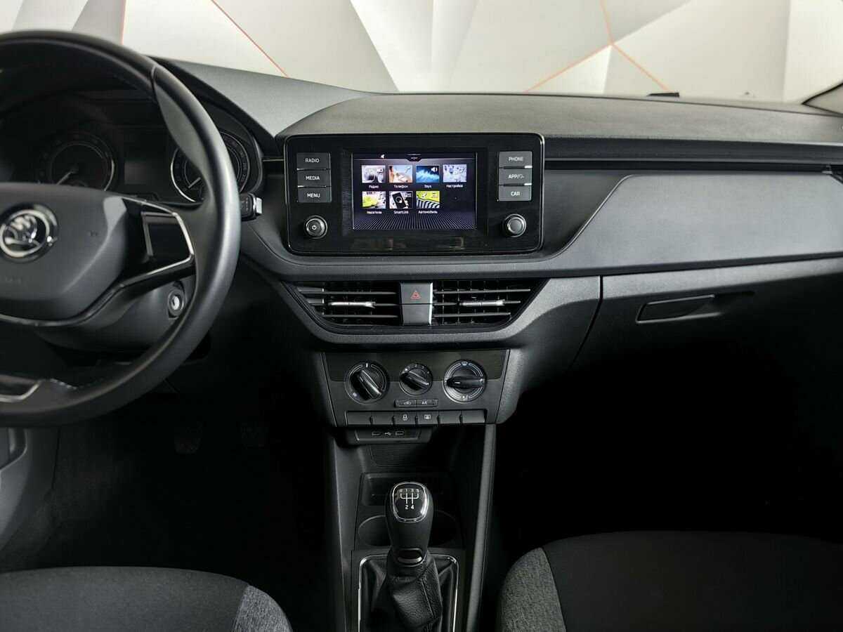 Купить Skoda Rapid с пробегом. Фото: #10