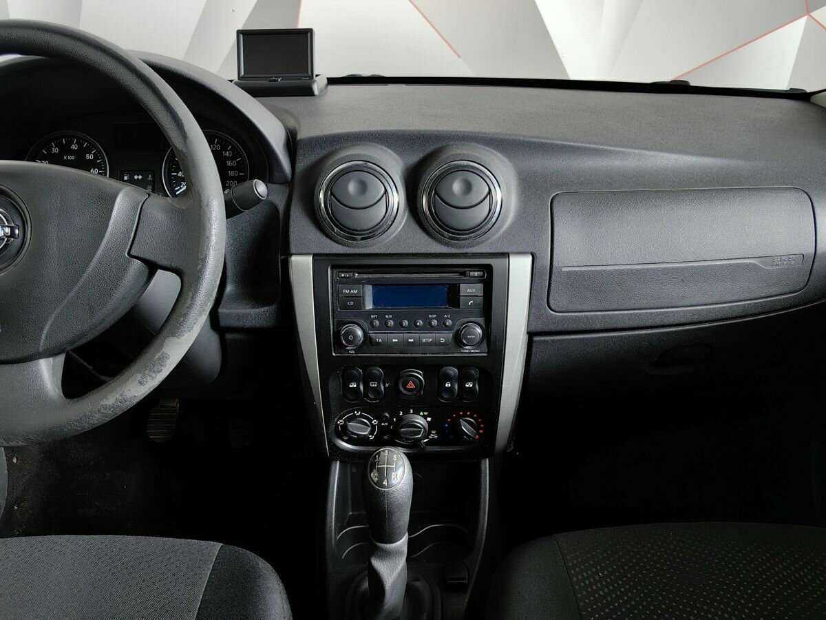 Купить Nissan Almera с пробегом. Фото: #10