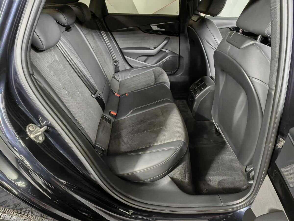 Купить Audi A4 с пробегом. Фото: #11