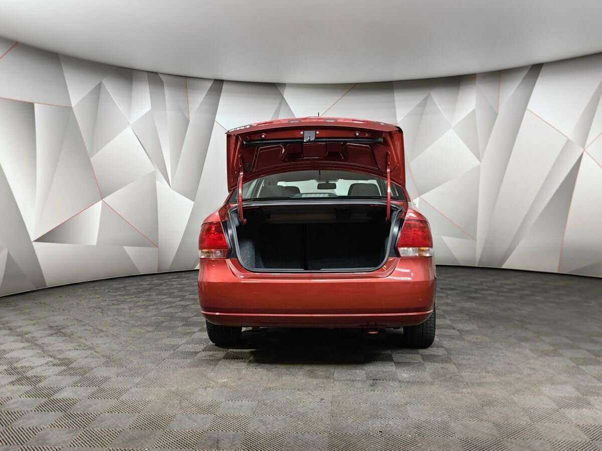 Купить Volkswagen Polo с пробегом. Фото: #16