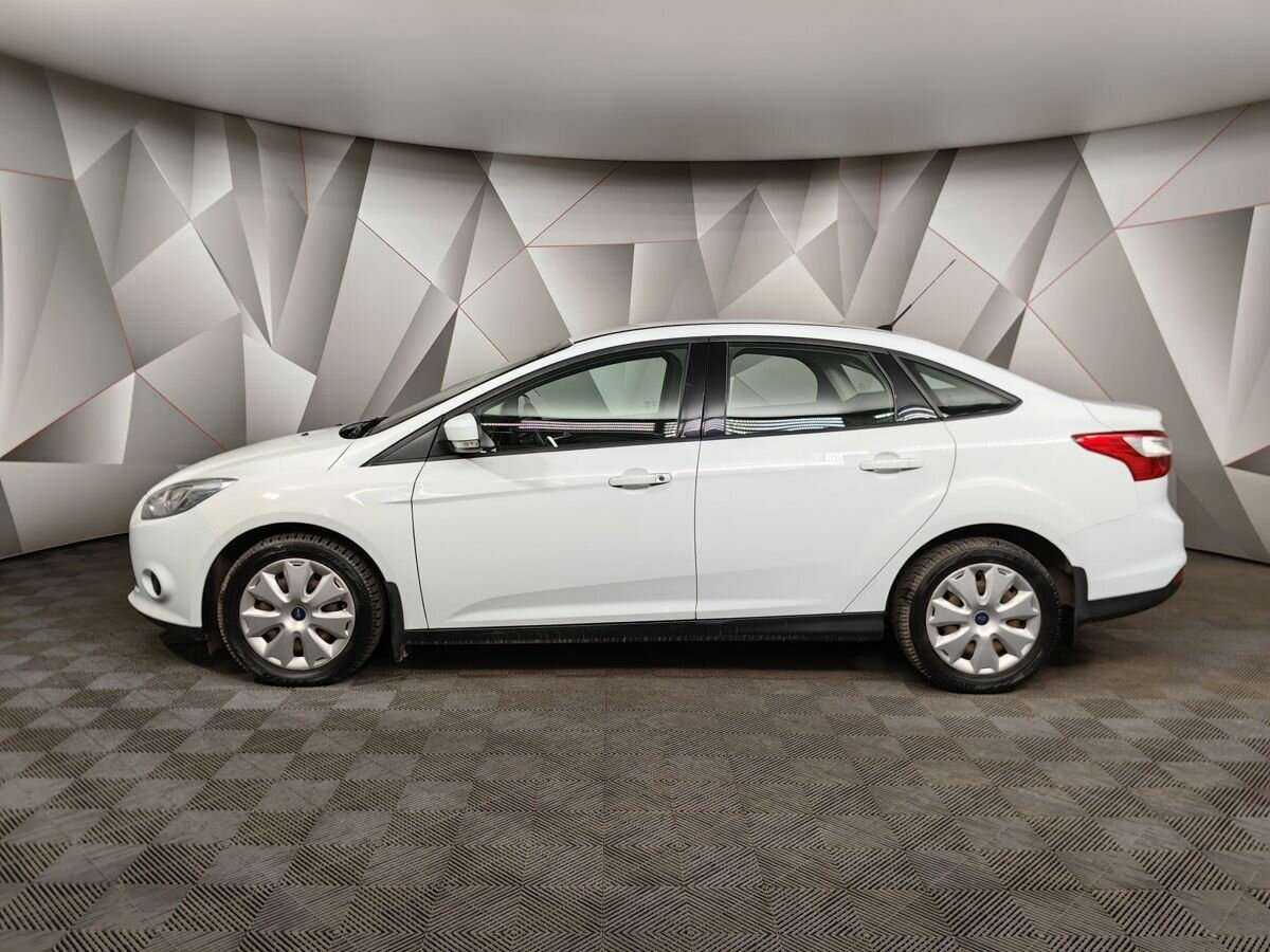 Купить Ford Focus с пробегом. Фото: #4