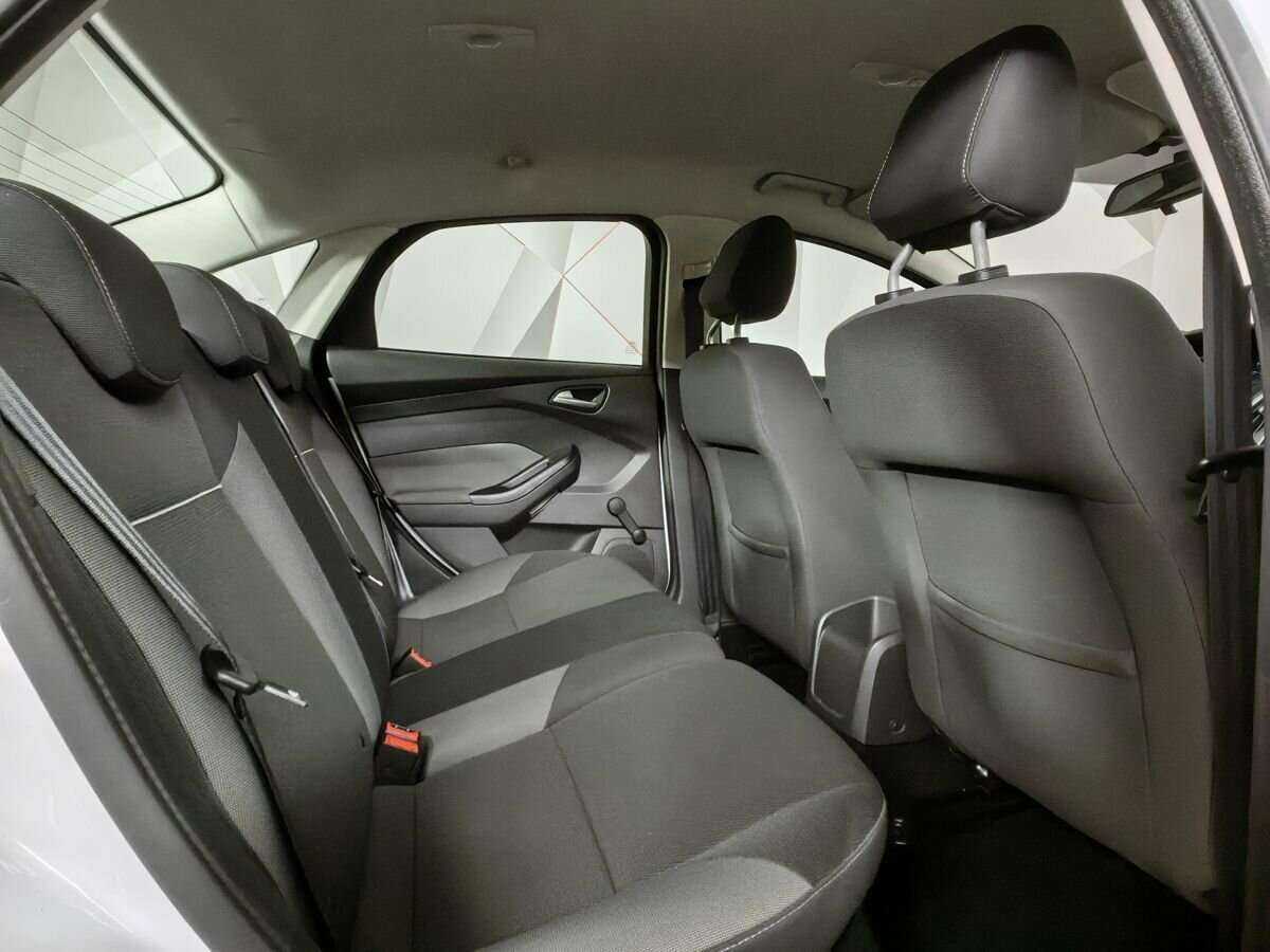 Купить Ford Focus с пробегом. Фото: #10