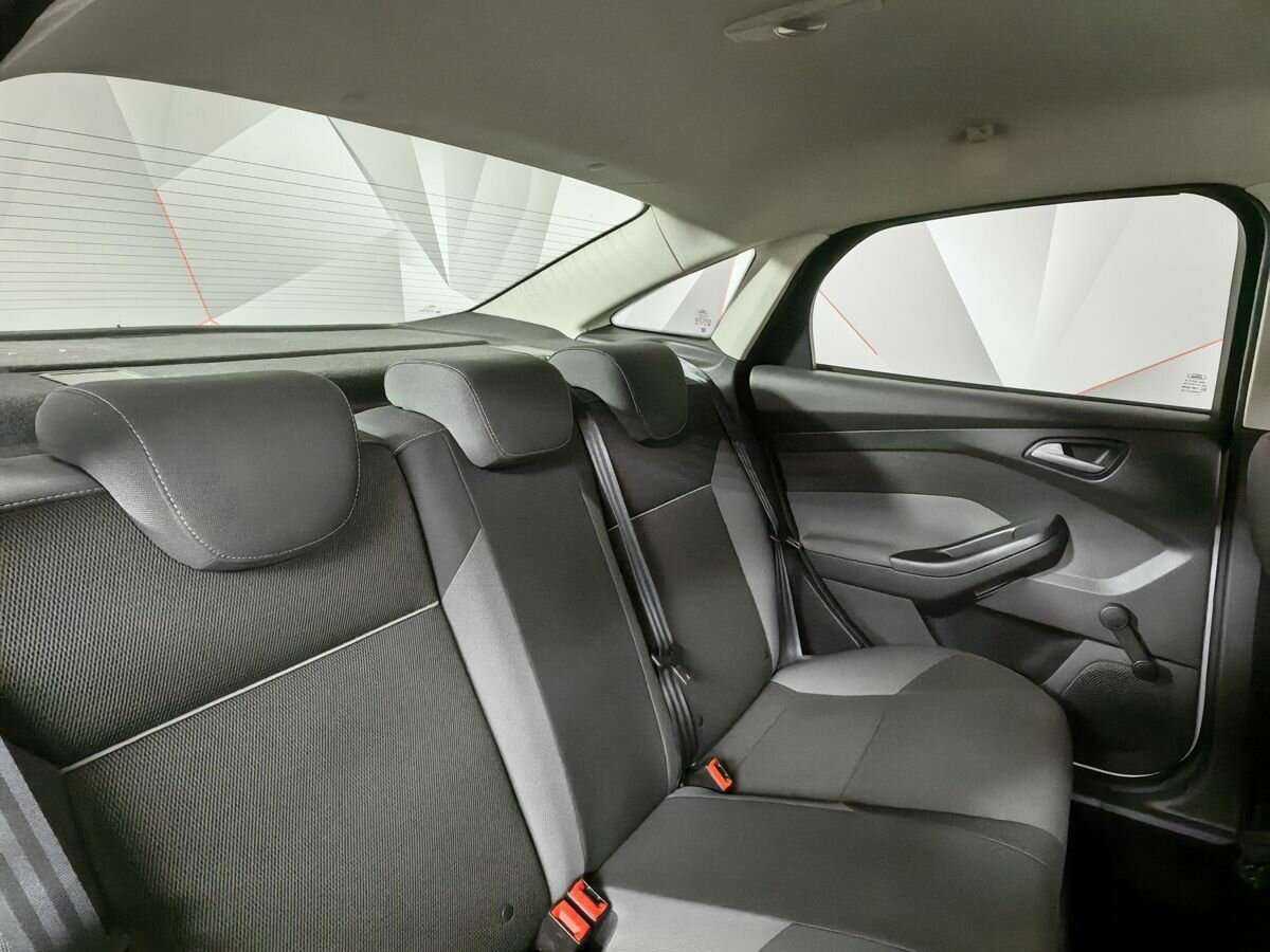 Купить Ford Focus с пробегом. Фото: #11