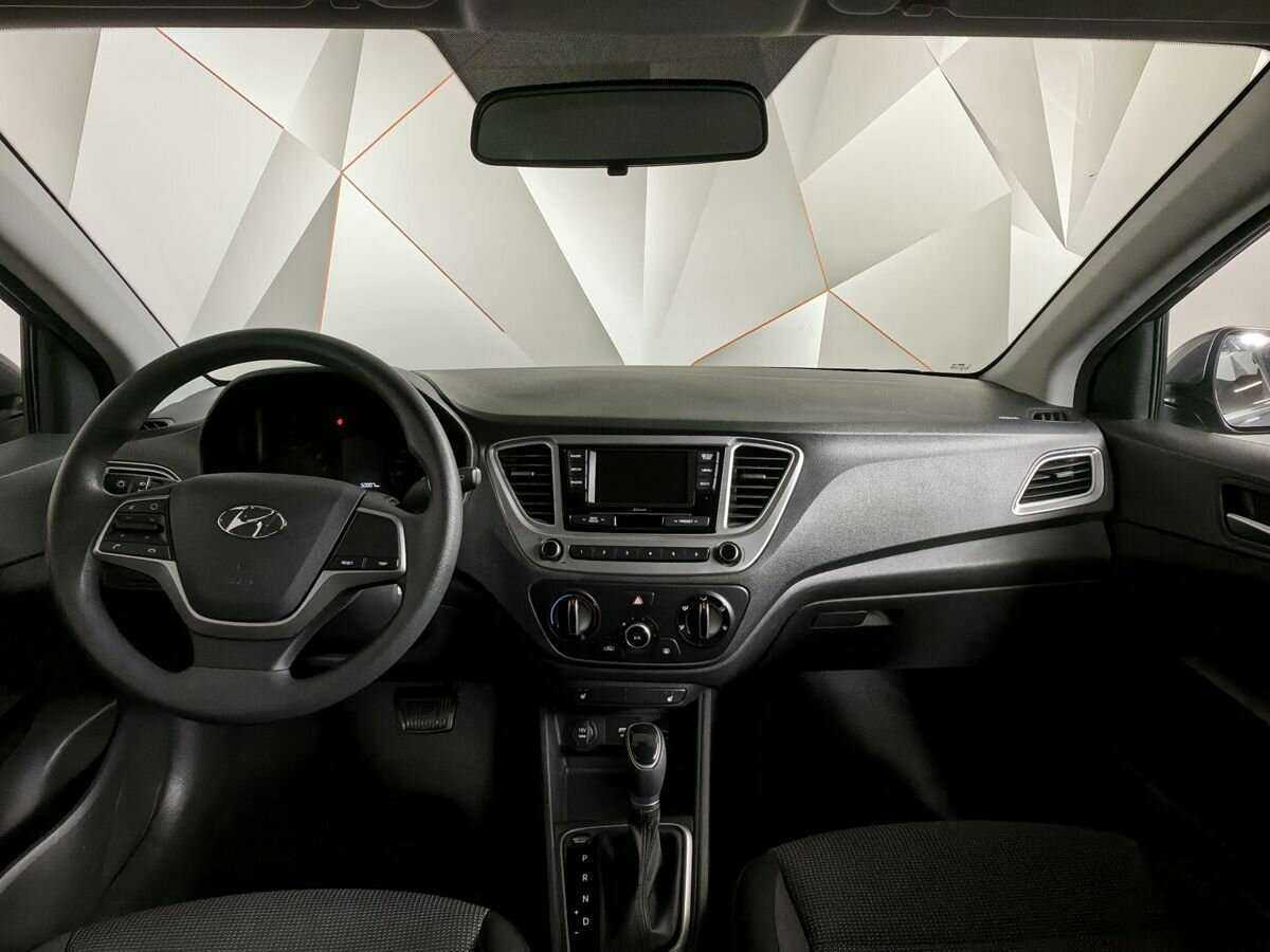 Купить Hyundai Solaris с пробегом. Фото: #9