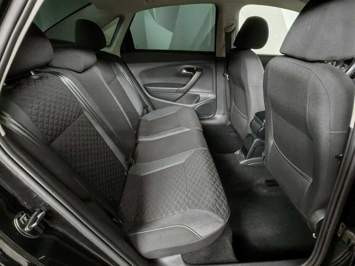 Купить Volkswagen Polo с пробегом. Фото: #11