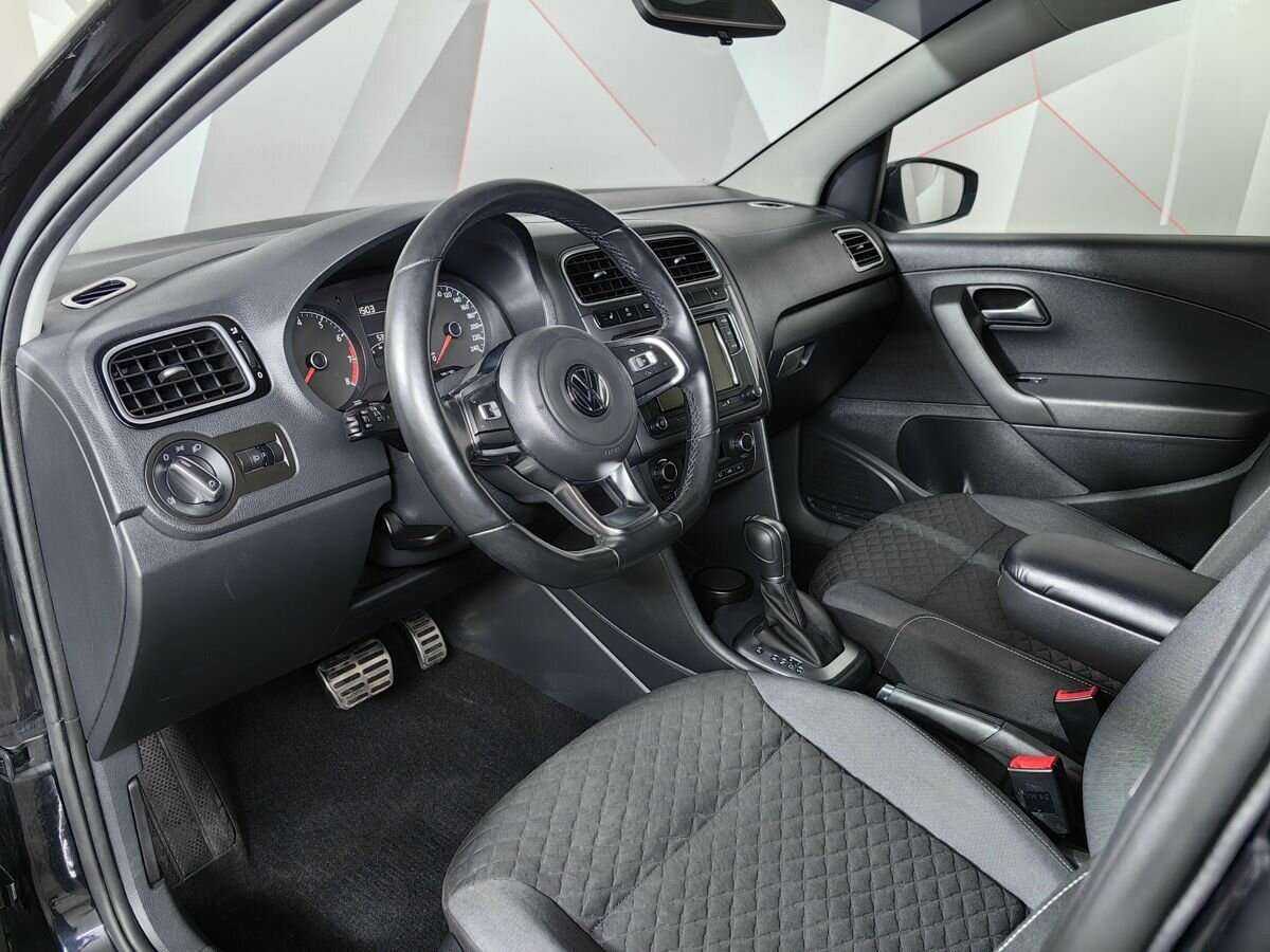 Купить Volkswagen Polo с пробегом. Фото: #13