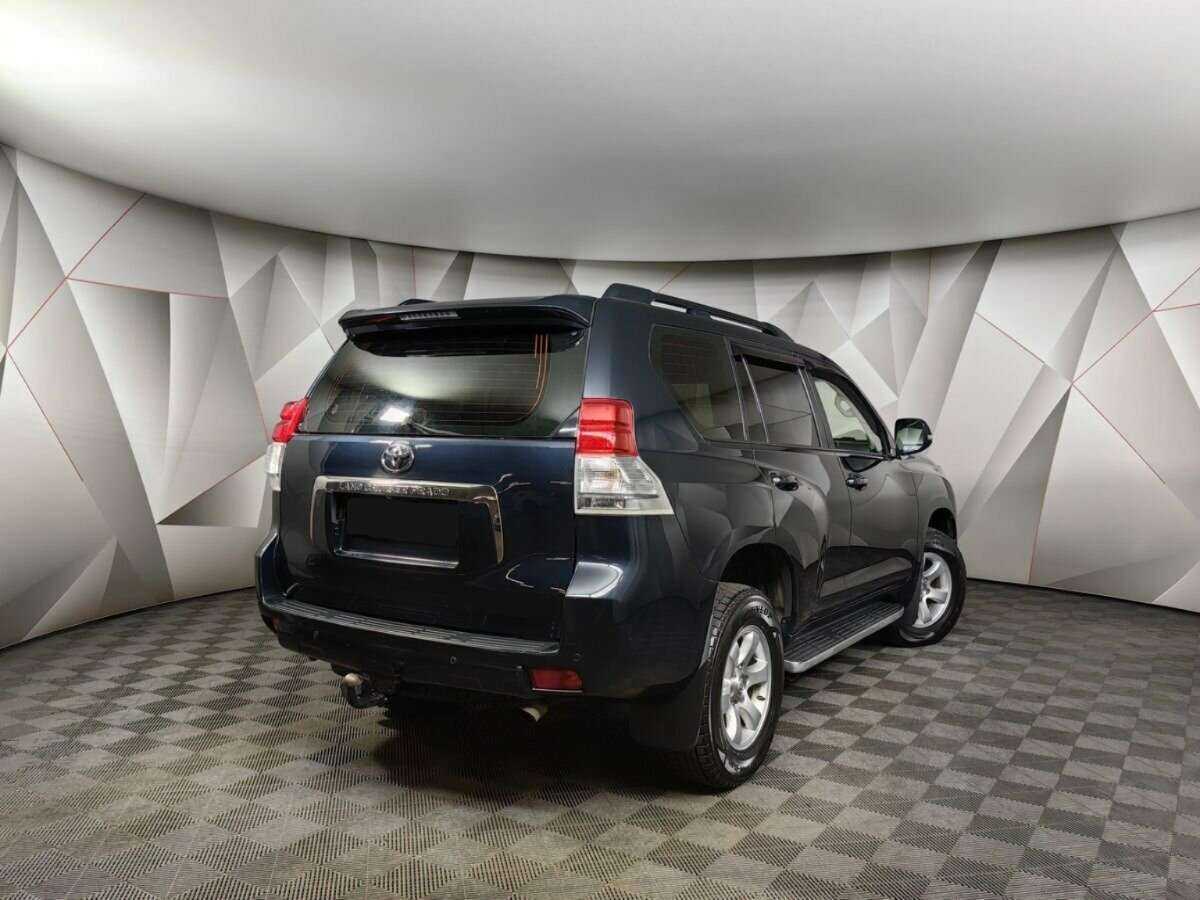 Купить Toyota Land Cruiser Prado с пробегом. Фото: #1