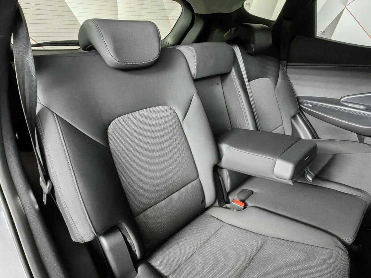 Купить Hyundai Santa Fe с пробегом. Фото: #12