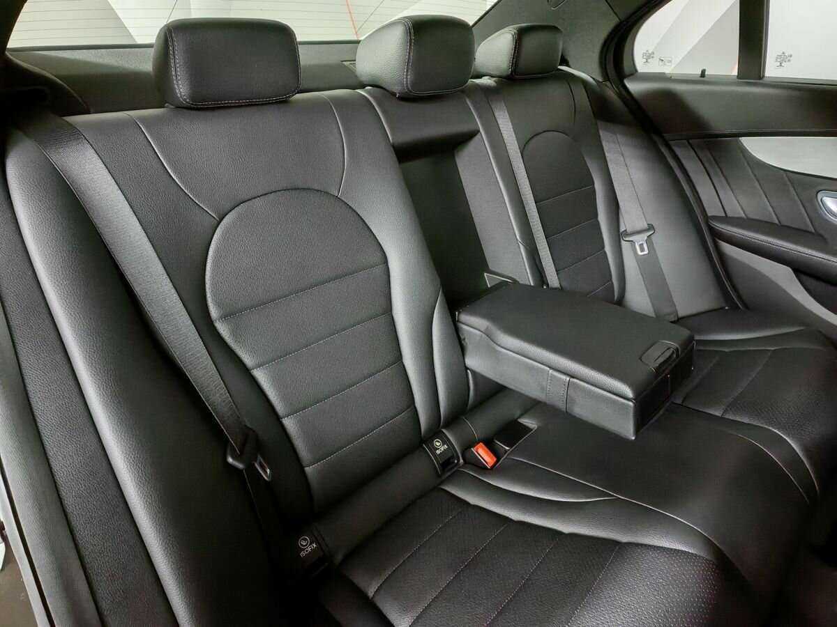 Купить Mercedes-Benz C-Класс с пробегом. Фото: #12