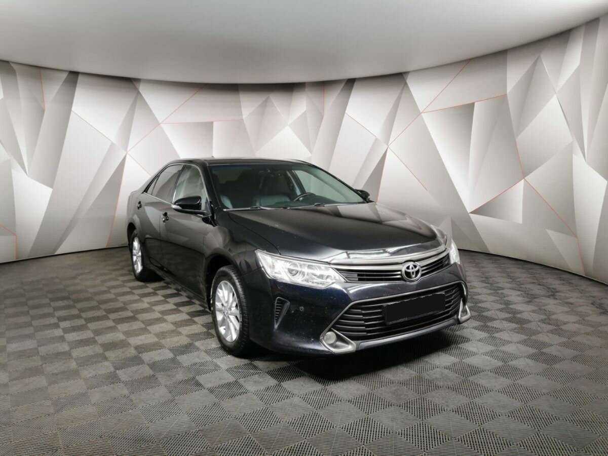 Купить Toyota Camry с пробегом. Фото: #2