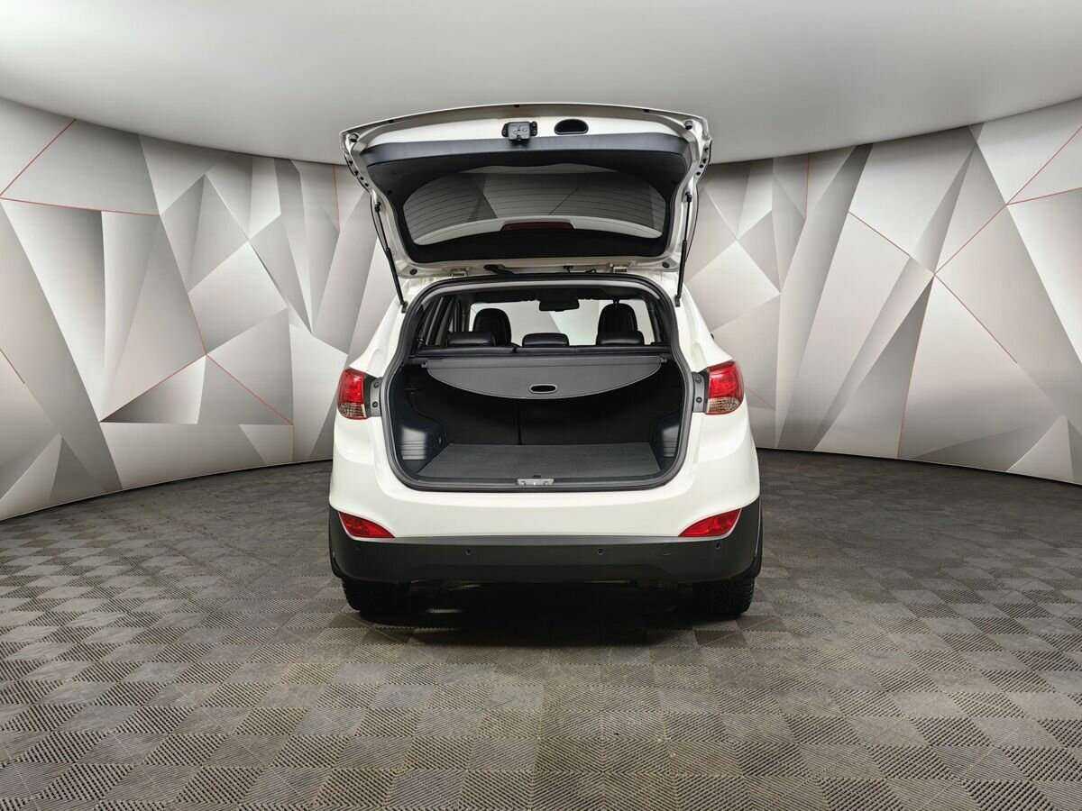 Купить Hyundai ix35 с пробегом. Фото: #16