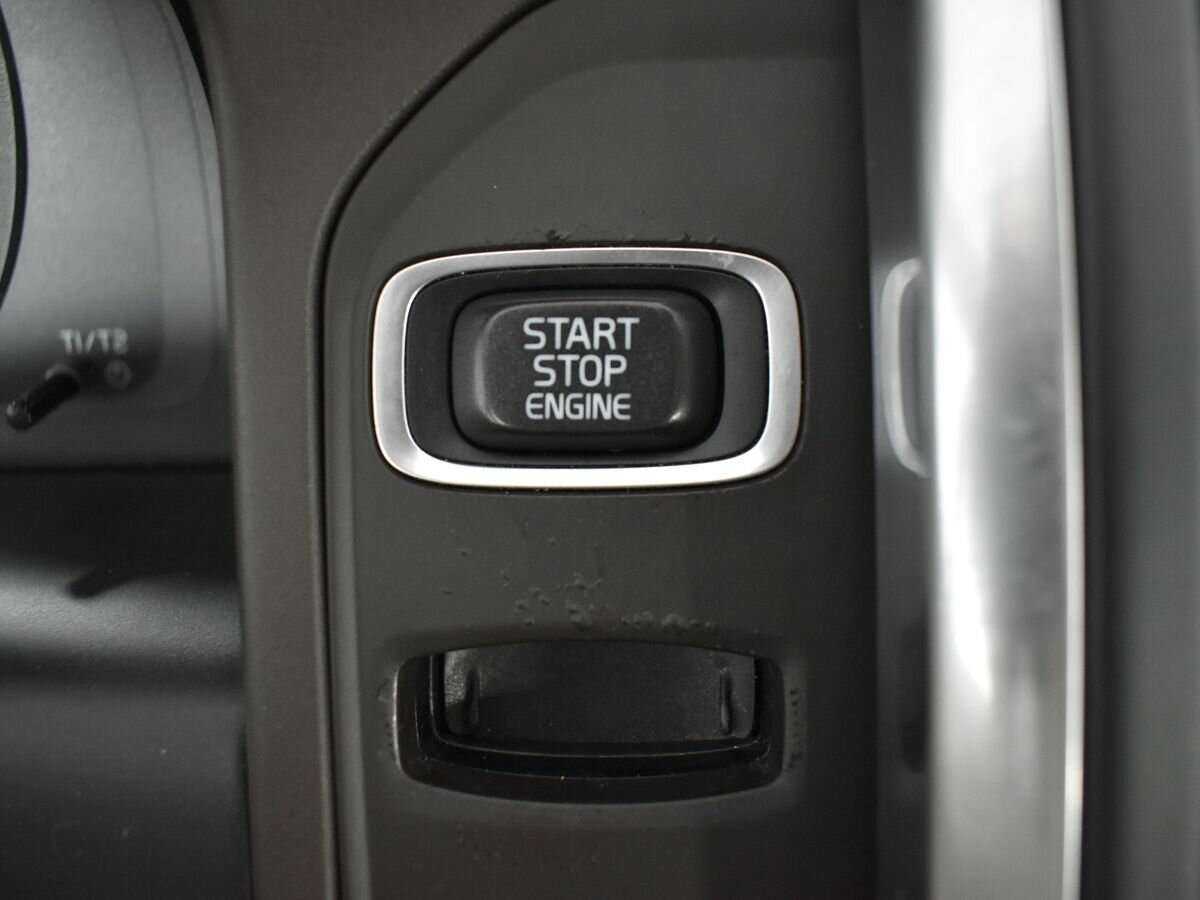 Купить Volvo XC60 с пробегом. Фото: #10