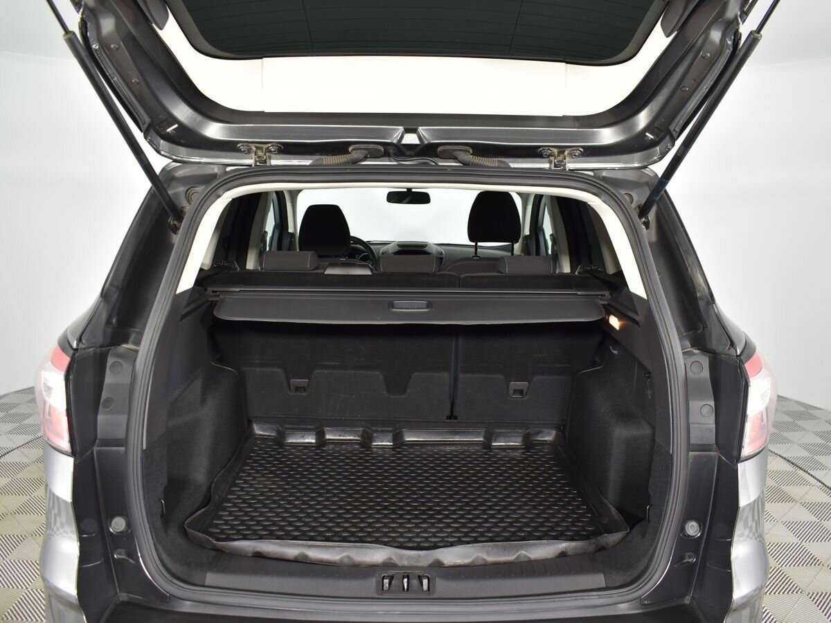 Купить Ford Kuga с пробегом. Фото: #17