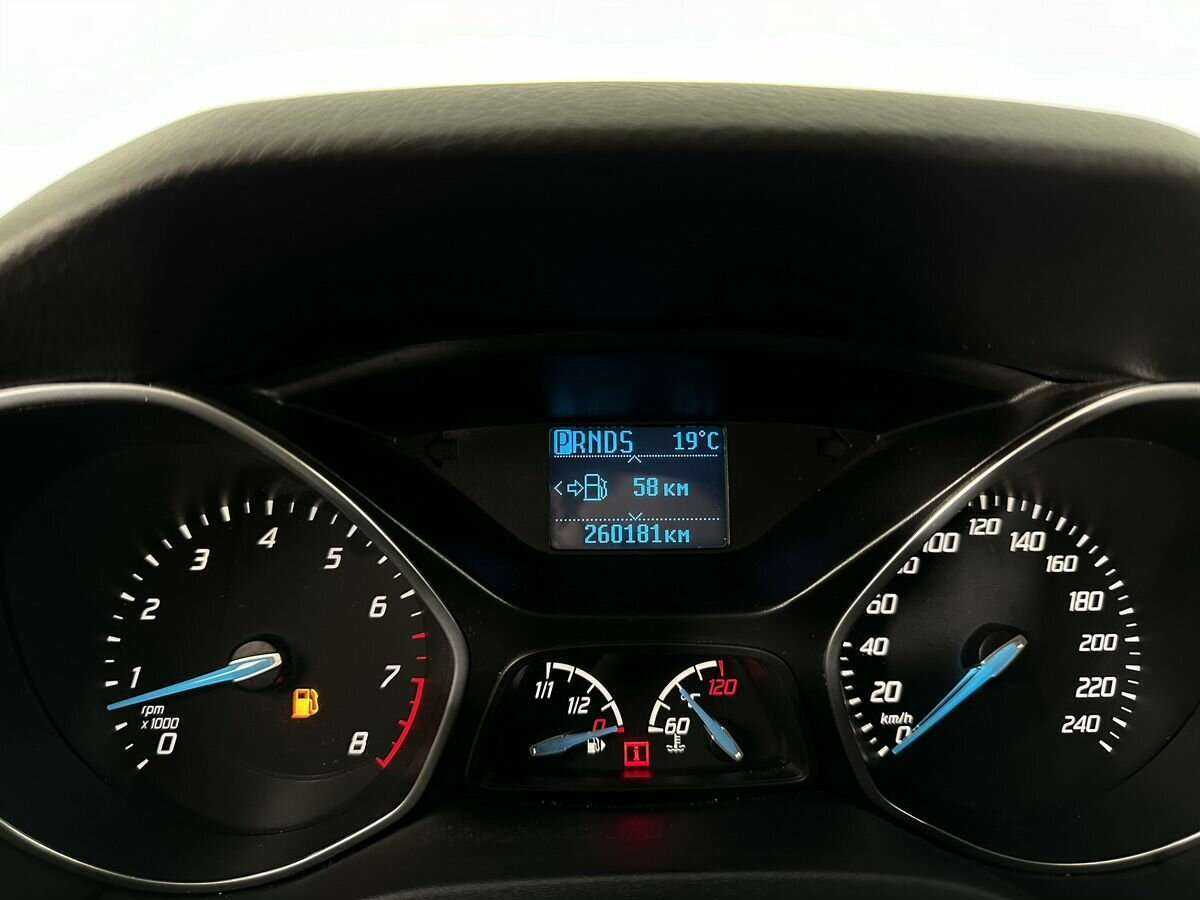 Купить Ford Focus с пробегом. Фото: #10