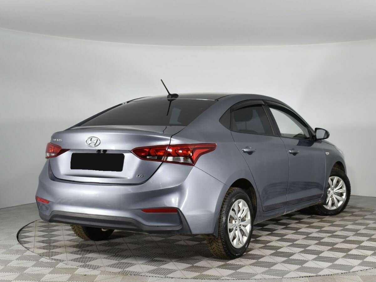 Купить Hyundai Solaris с пробегом. Фото: #1