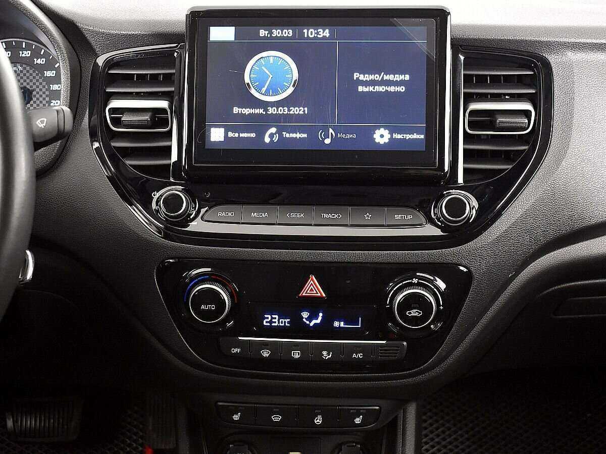 Купить Hyundai Solaris с пробегом. Фото: #12