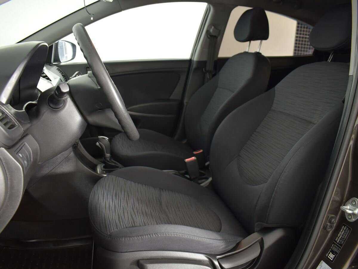 Купить Hyundai Solaris с пробегом. Фото: #7