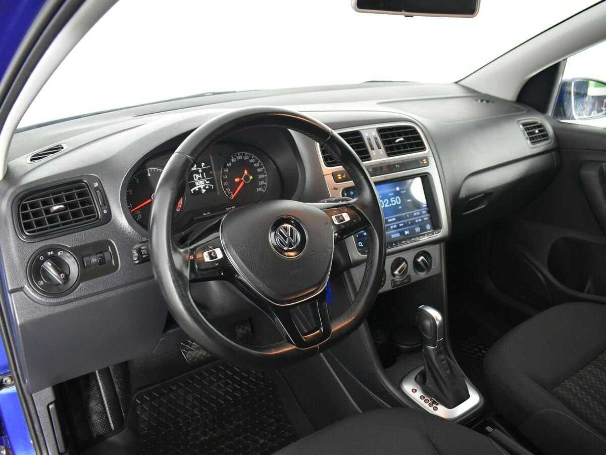 Купить Volkswagen Polo с пробегом. Фото: #6