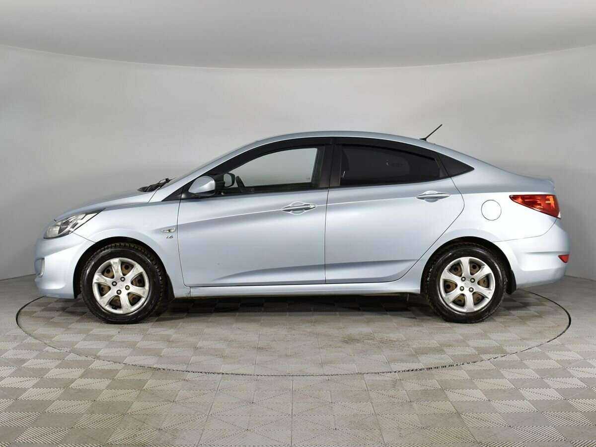Купить Hyundai Solaris с пробегом. Фото: #5