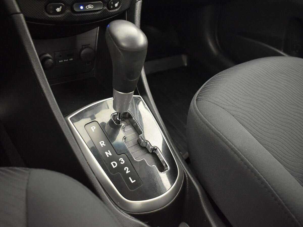 Купить Hyundai Solaris с пробегом. Фото: #12