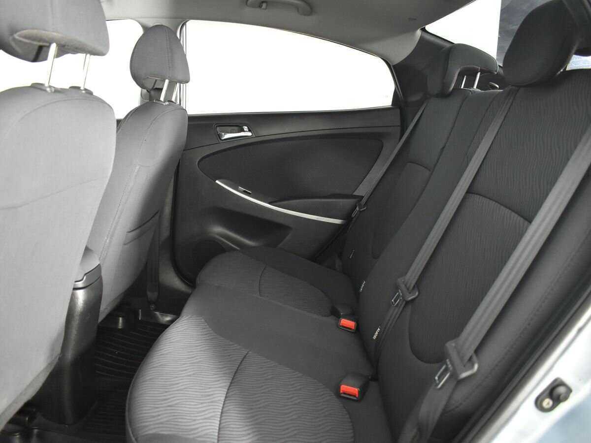 Купить Hyundai Solaris с пробегом. Фото: #13