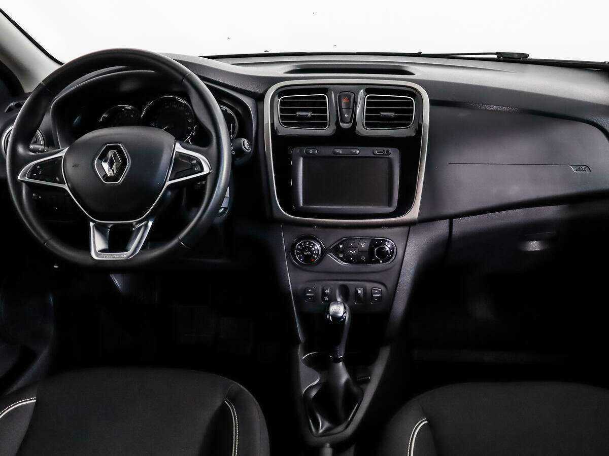 Купить Renault Sandero с пробегом. Фото: #11