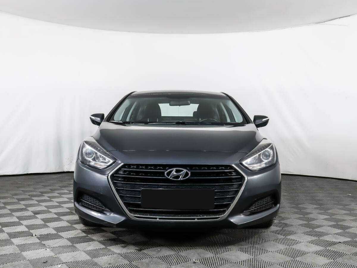 Купить Hyundai i40 с пробегом. Фото: #1