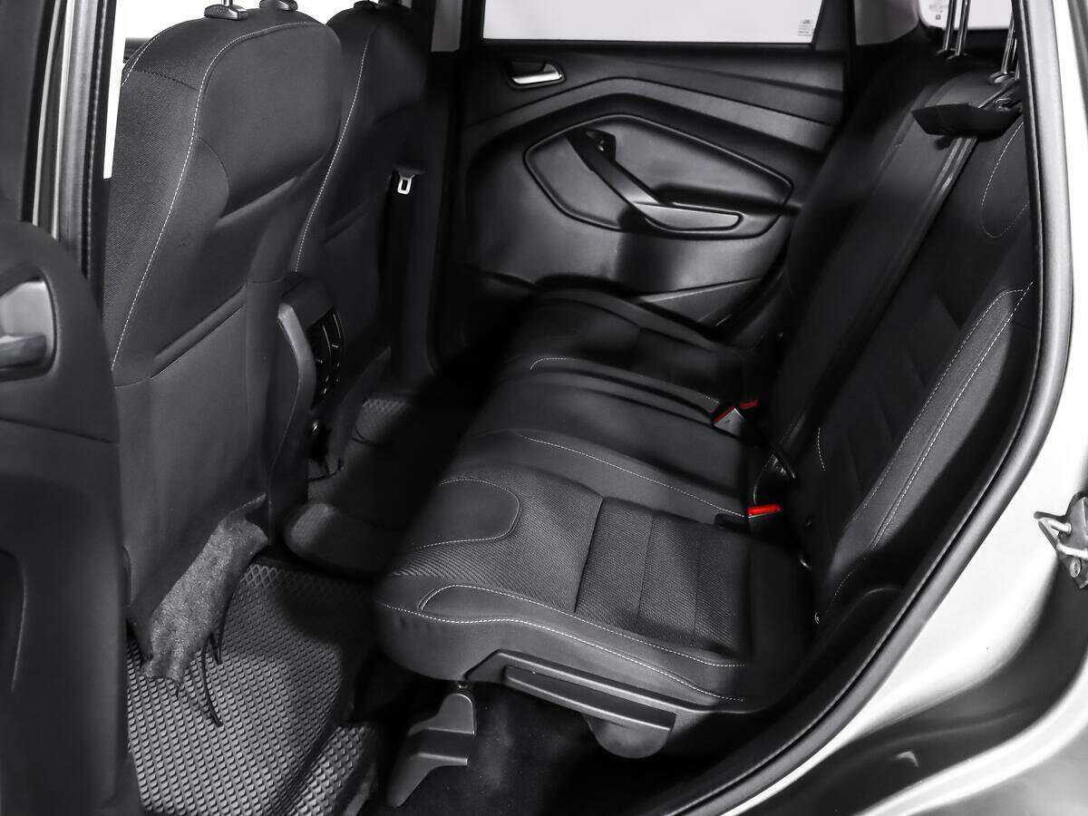 Купить Ford Kuga с пробегом. Фото: #10