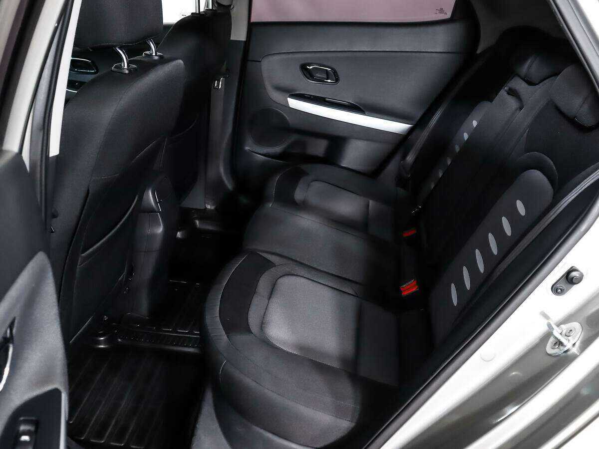 Купить Kia Ceed с пробегом. Фото: #9