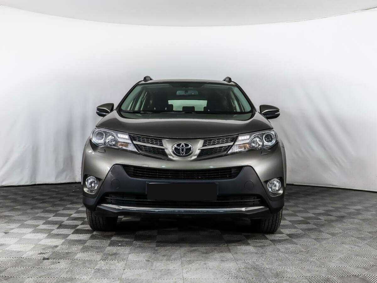 Купить Toyota RAV4 с пробегом. Фото: #1