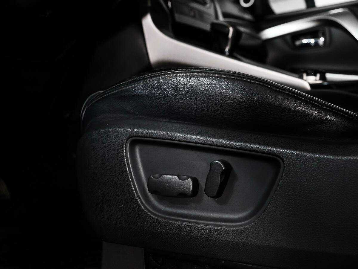 Купить Mitsubishi Pajero Sport с пробегом. Фото: #8