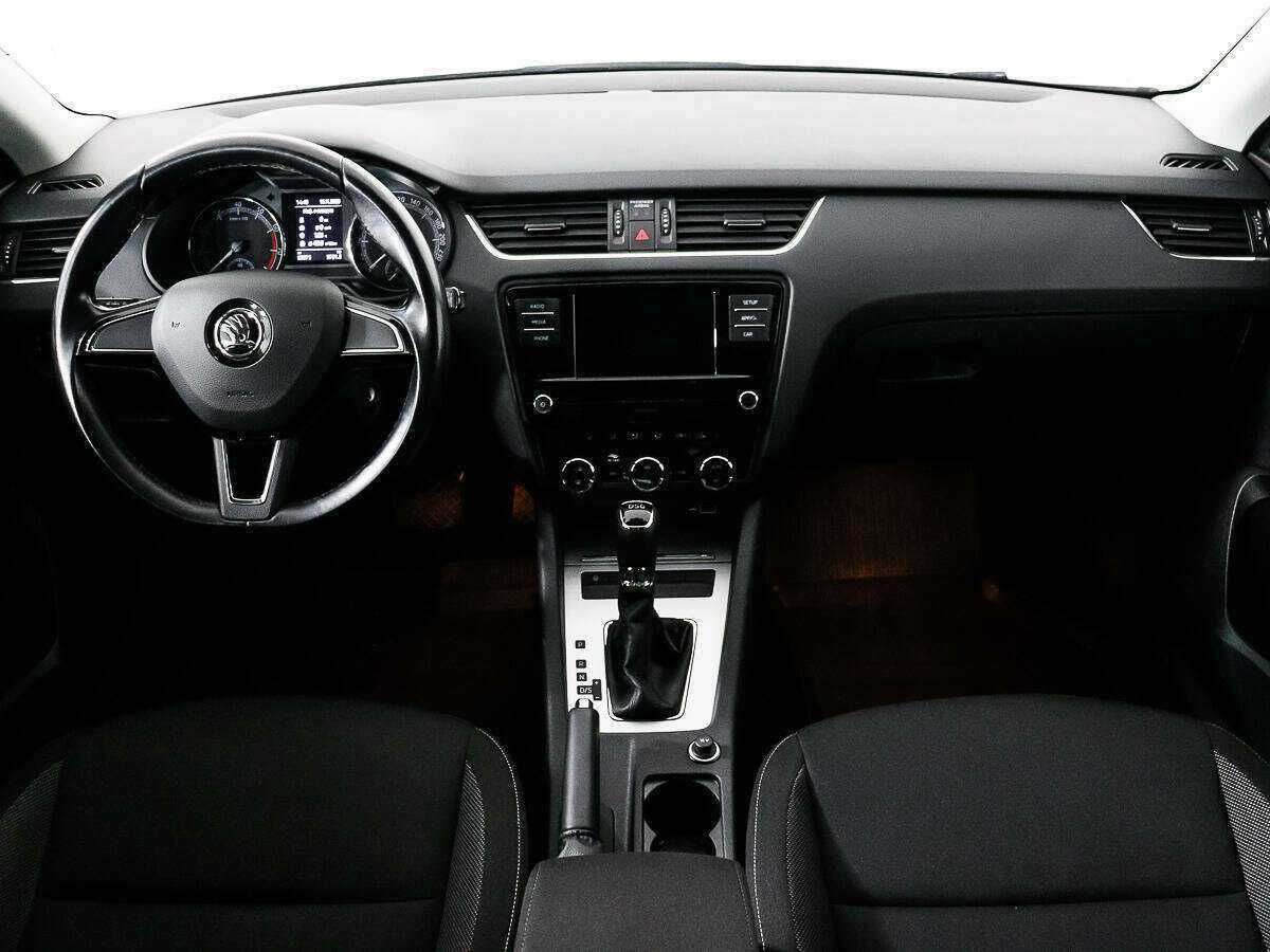 Купить Skoda Octavia с пробегом. Фото: #11