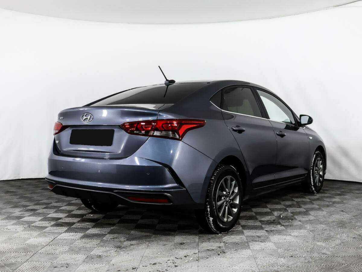 Купить Hyundai Solaris с пробегом. Фото: #4