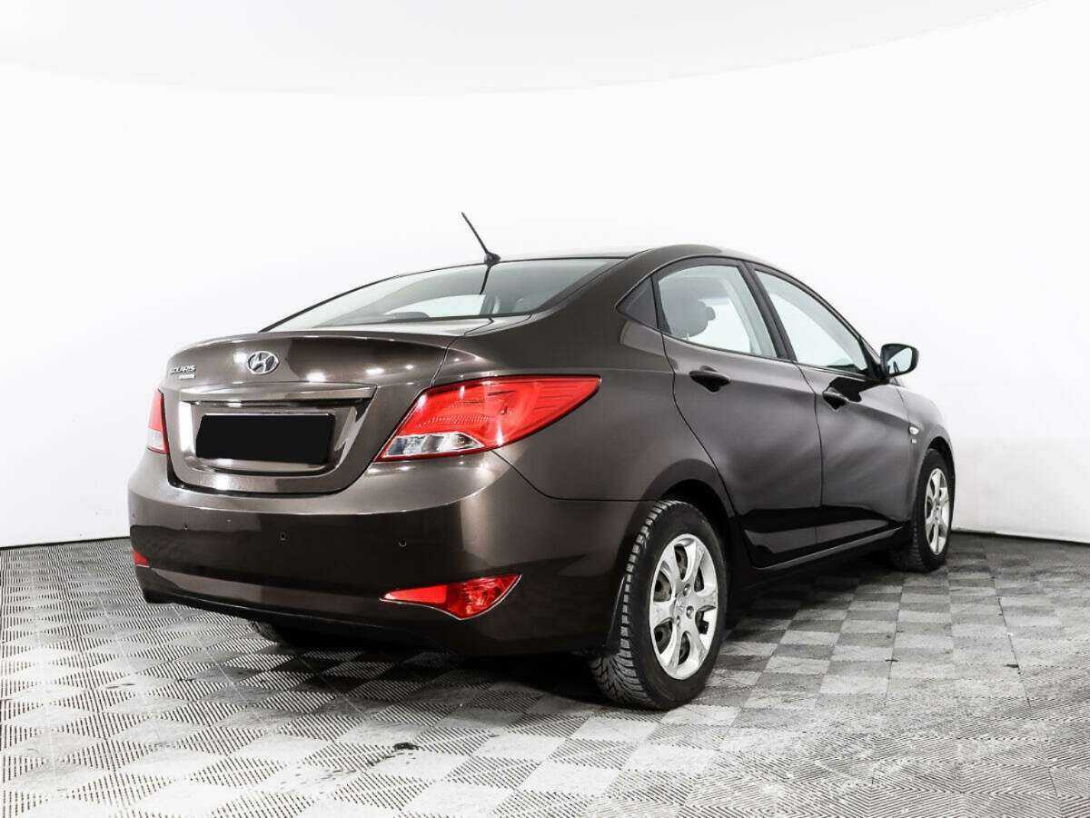 Купить Hyundai Solaris с пробегом. Фото: #4