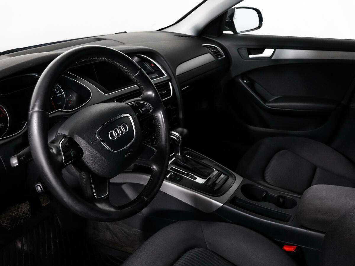Купить Audi A4 с пробегом. Фото: #8